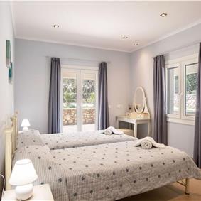 3 bedroom villa with pool in Kassiopi, Corfu, sleeps 7